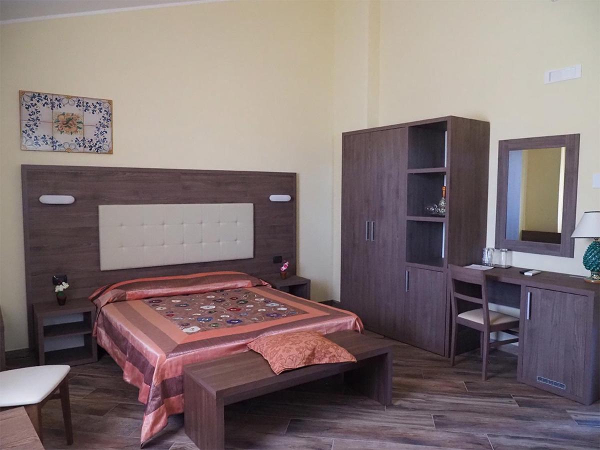 Agriturismo Il Drago Mirabella Imbaccari Экстерьер фото